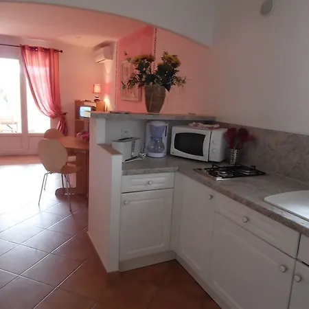 D Hotes Rocca Rossa Palombaggia Otel 2*