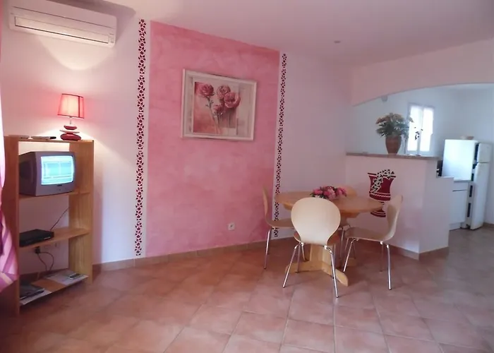 D Hotes Rocca Rossa Palombaggia Hotell