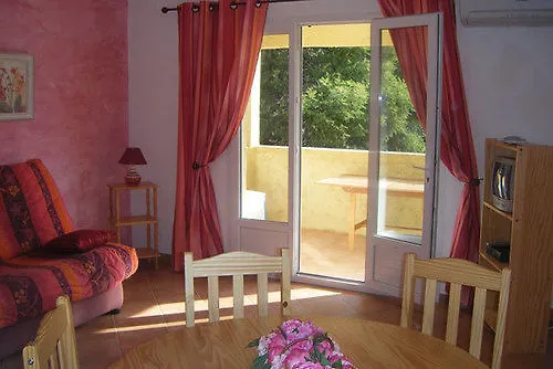 D Hotes Rocca Rossa Palombaggia 2*